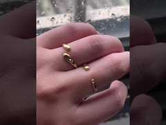 प्रामाणिक 925 स्टर्लिंग सिल्वर में हाथ से तैयार किया गया, यह एक्सेसरी परिष्कृत शैली को टिकाऊपन के साथ जोड़ता है,